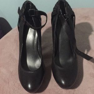 Calvin Klein Brown Pumps Size 81/2